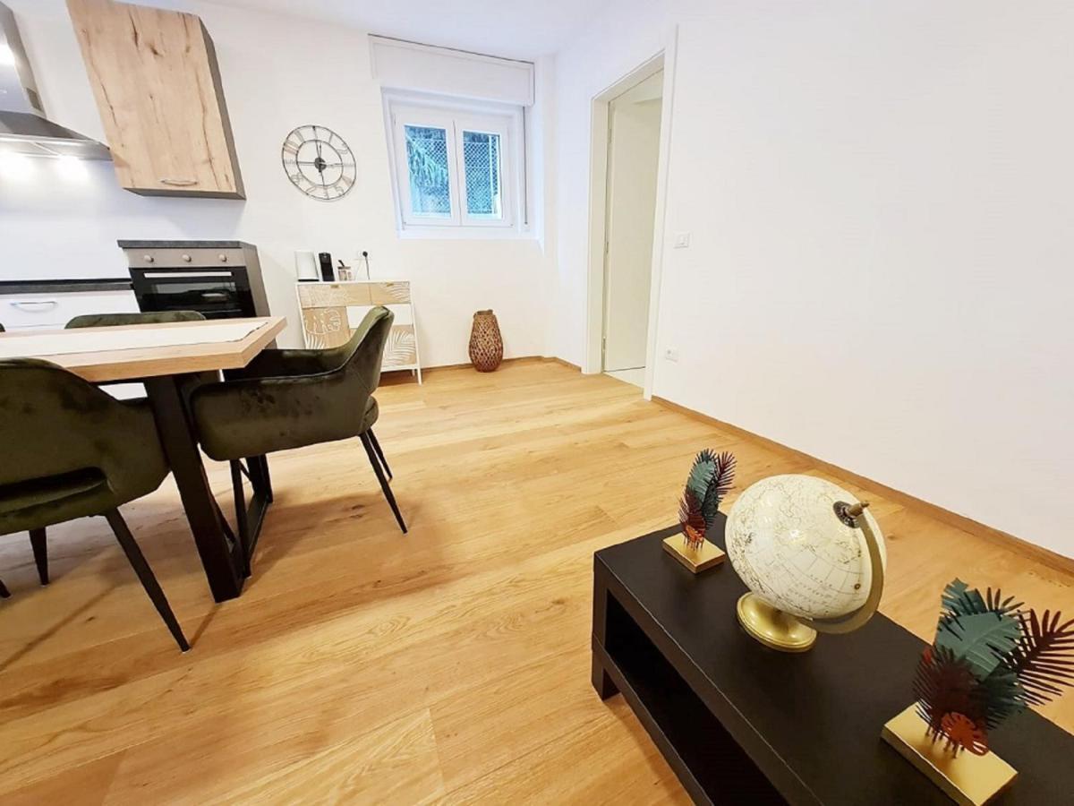 Apartment Palermo - Very Cosy, Calm And Close To The City Centre โบลซาโน ภายนอก รูปภาพ